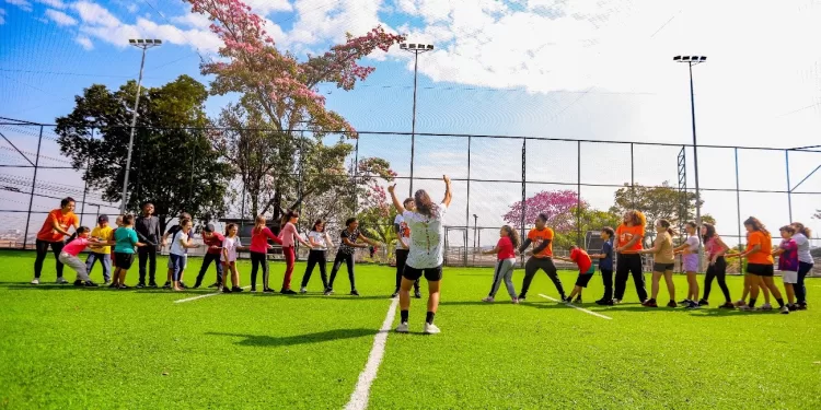Programação une diversão e informação e é uma excelente opção para ocupar o tempo livre das crianças durante o recesso escolar. (Karim Kahn/SESI-SP)