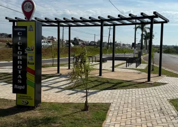 A Praça do Ciclista fica na Avenida Cyro Albuquerque e conta com bancos, ponto de hidratação e de parada das bikes, servindo de apoio aos ciclistas que passam pelo trecho. (Divulgação)