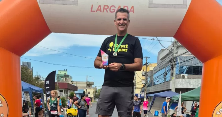O atleta Charles Cortez representa Itapetininga. (Divulgação)