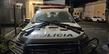 A Polícia Militar Ambiental tem um papel fundamental na fiscalização e proteção da fauna silvestre, coibindo a caça ilegal e o porte irregular de armas. (Divulgação)
