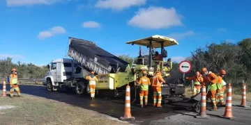 As obras ocorrerão em diferentes pontos da rodovia e seus acessos, com interdições parciais e totais programadas.