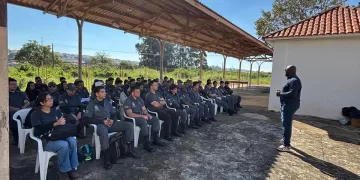 A iniciativa traz oportunidade de trabalho para os jovens itapetininganos e ainda oferece capacitação com curso técnico fornecido pela Prefeitura. (Divulgação/Prefeitura de Itapetininga)