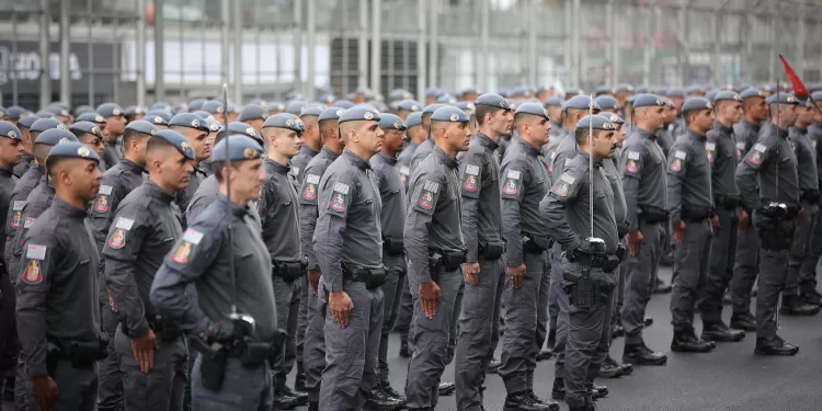 Os candidatos devem ter nível médio de escolaridade para poder participar. (Divulgação)