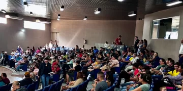 Gestão já entregou quase 2 mil títulos de regularização no município. (Divulgação)